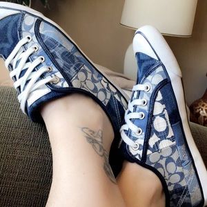 Woman’s coach shoes